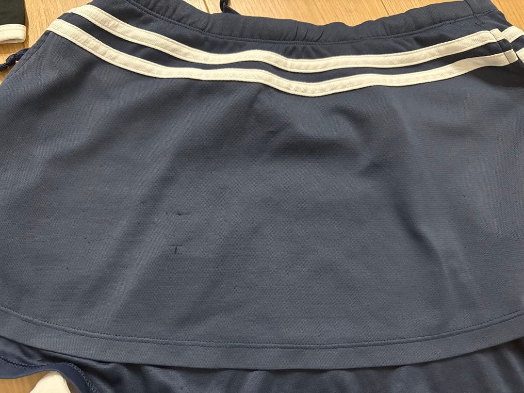 テニスウェアセット（Tシャツ・スコート）22点まとめ売り