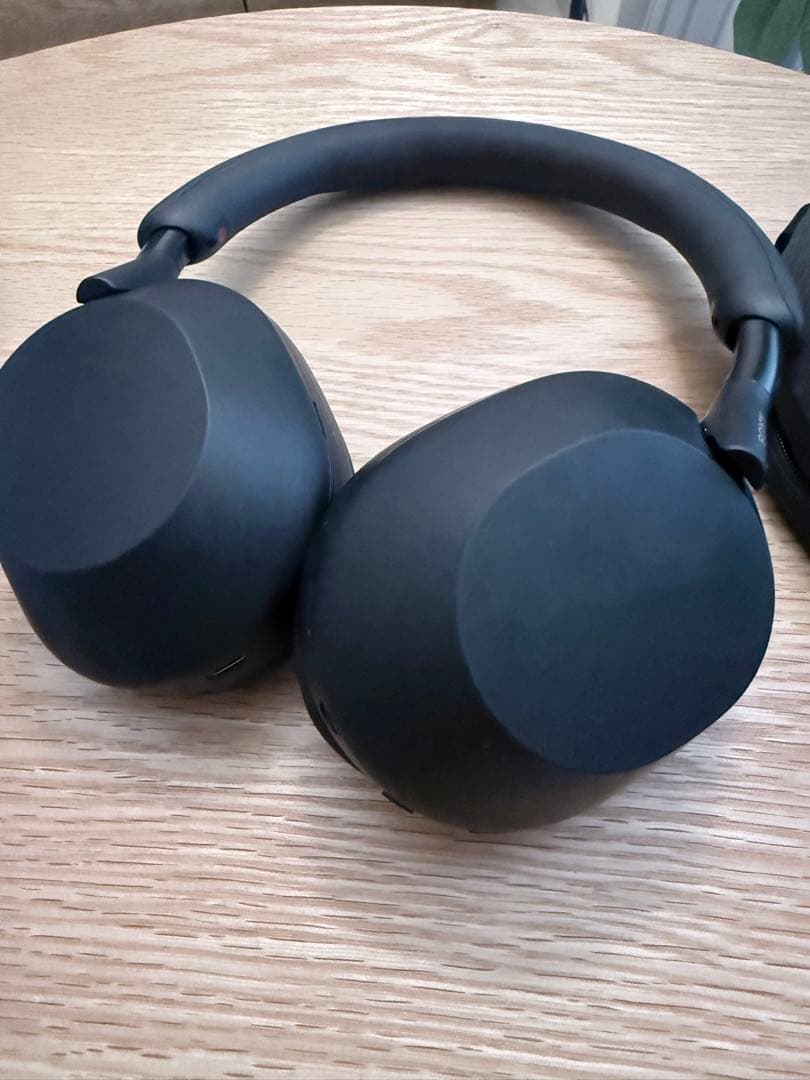 SONY ワイヤレスヘッドホン　WH1000XM5 BM