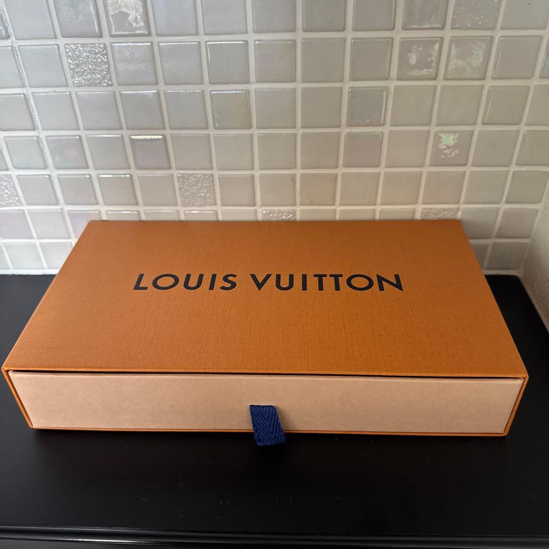 ヴィトン　長財布　ポルトフォイユ・ブラザ