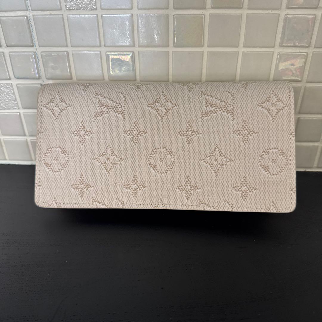 ヴィトン　長財布　ポルトフォイユ・ブラザ