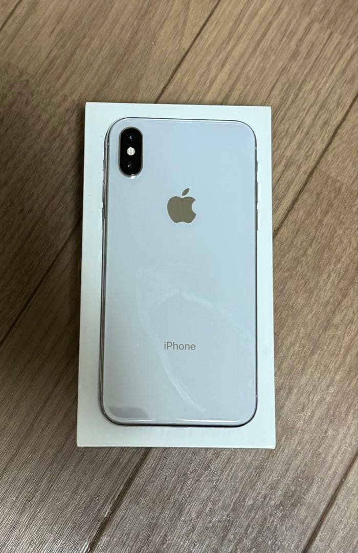 Apple iPhone X シルバー 本体のみ