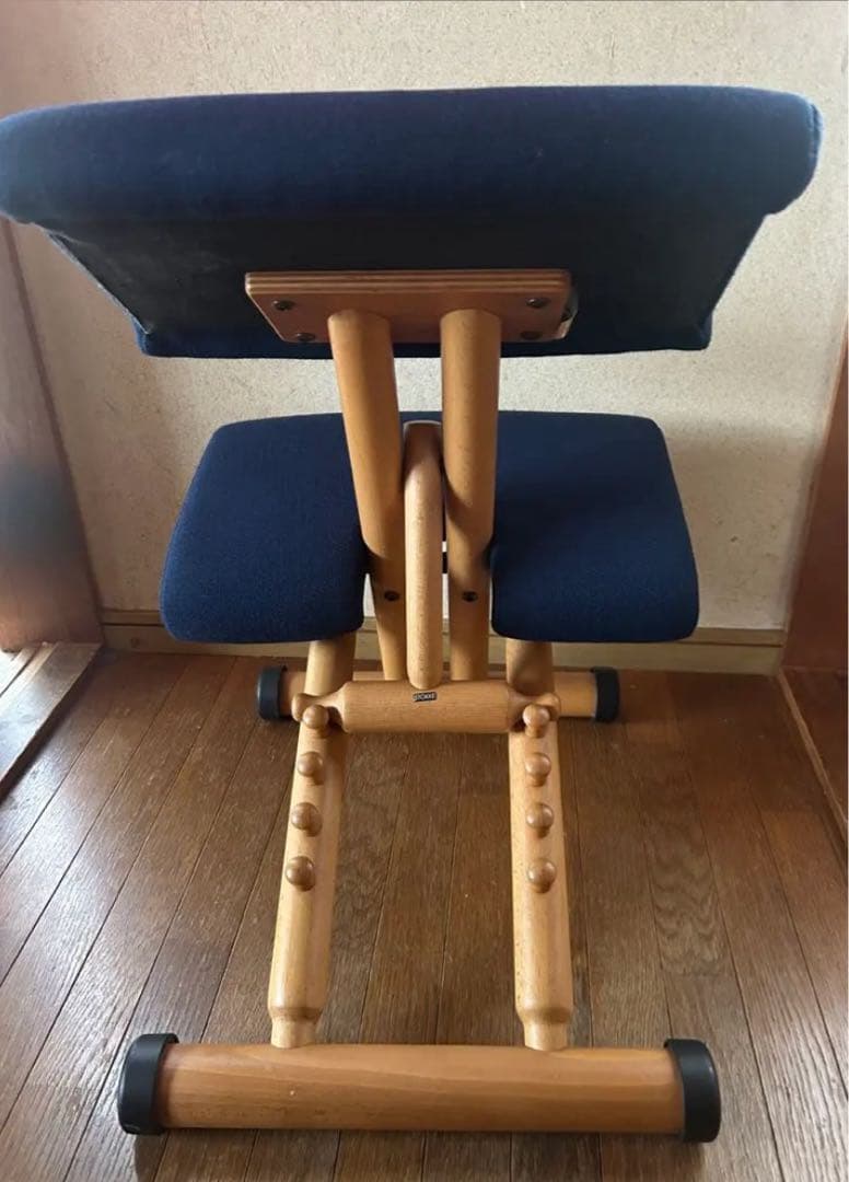 ストッケ マルチバランスチェアバランスチェア 学習椅子