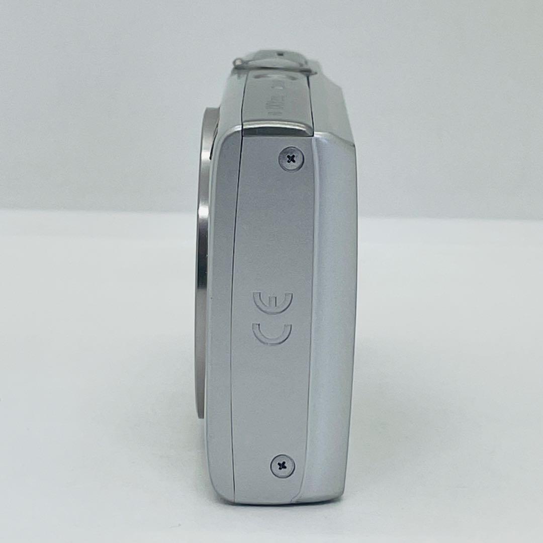 【美品】Canon コンパクトデジタルカメラ　IXY 200