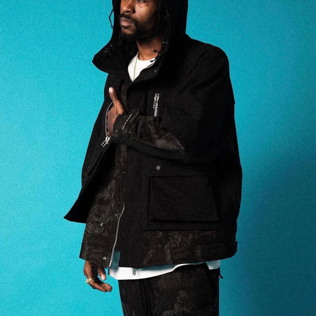 専用ALWAYS OUT OF STOCK 迷彩柄 マウンテンパーカ