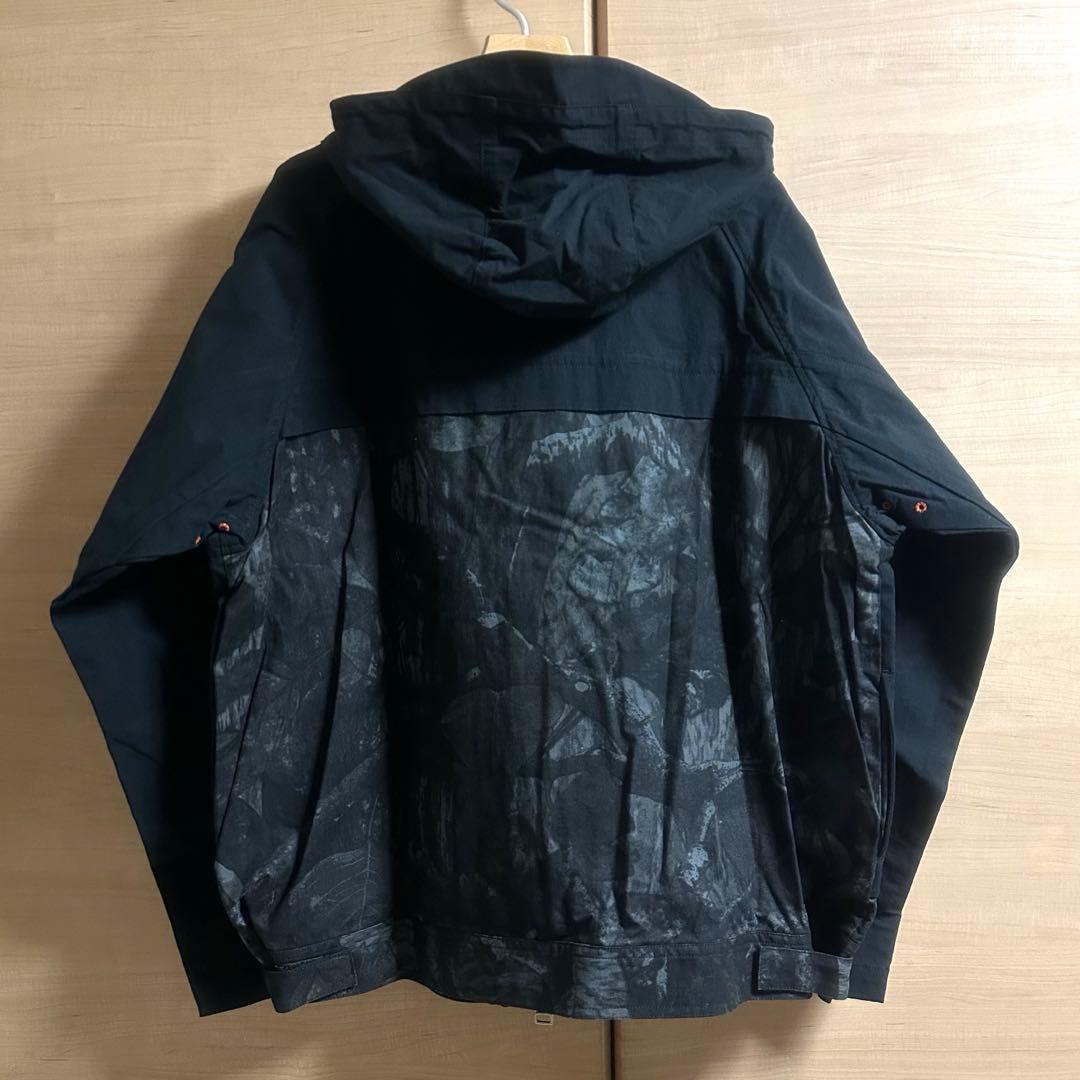 専用ALWAYS OUT OF STOCK 迷彩柄 マウンテンパーカ