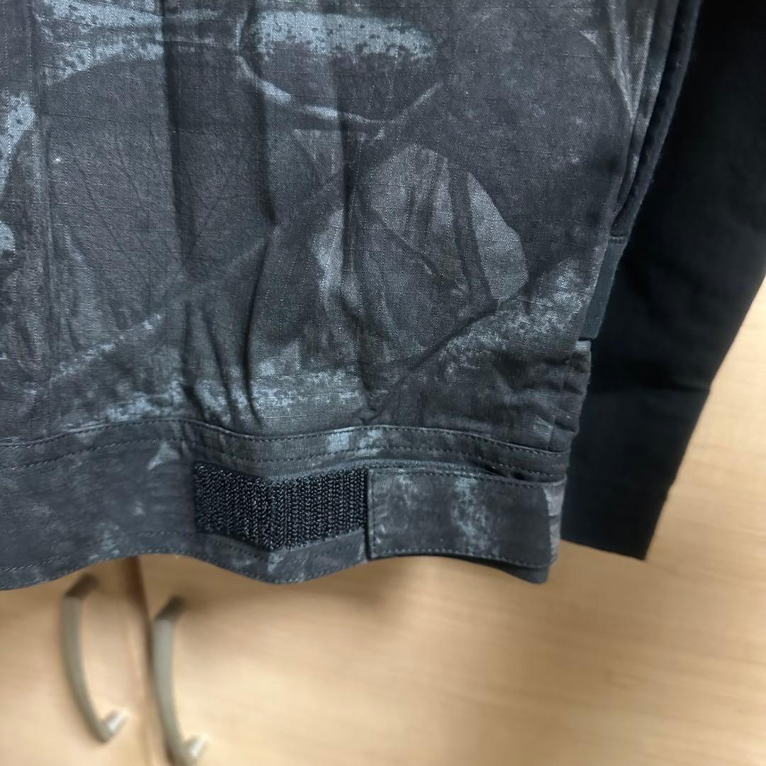 専用ALWAYS OUT OF STOCK 迷彩柄 マウンテンパーカ