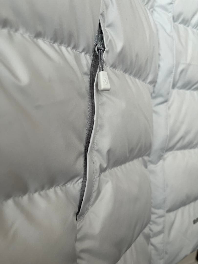 モンベル　レディース　ダウンジャケット　　L