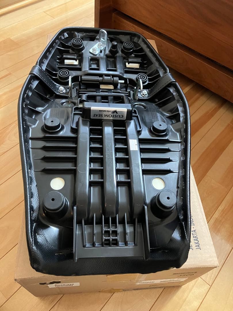 Yamaha XSR125純正ローダウンシート（ローダウンキット）