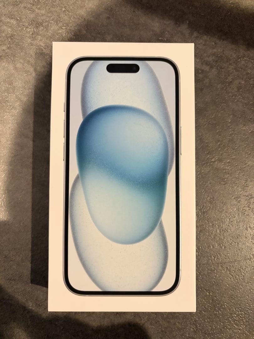 iPhone 15 ブルー　SIMフリー