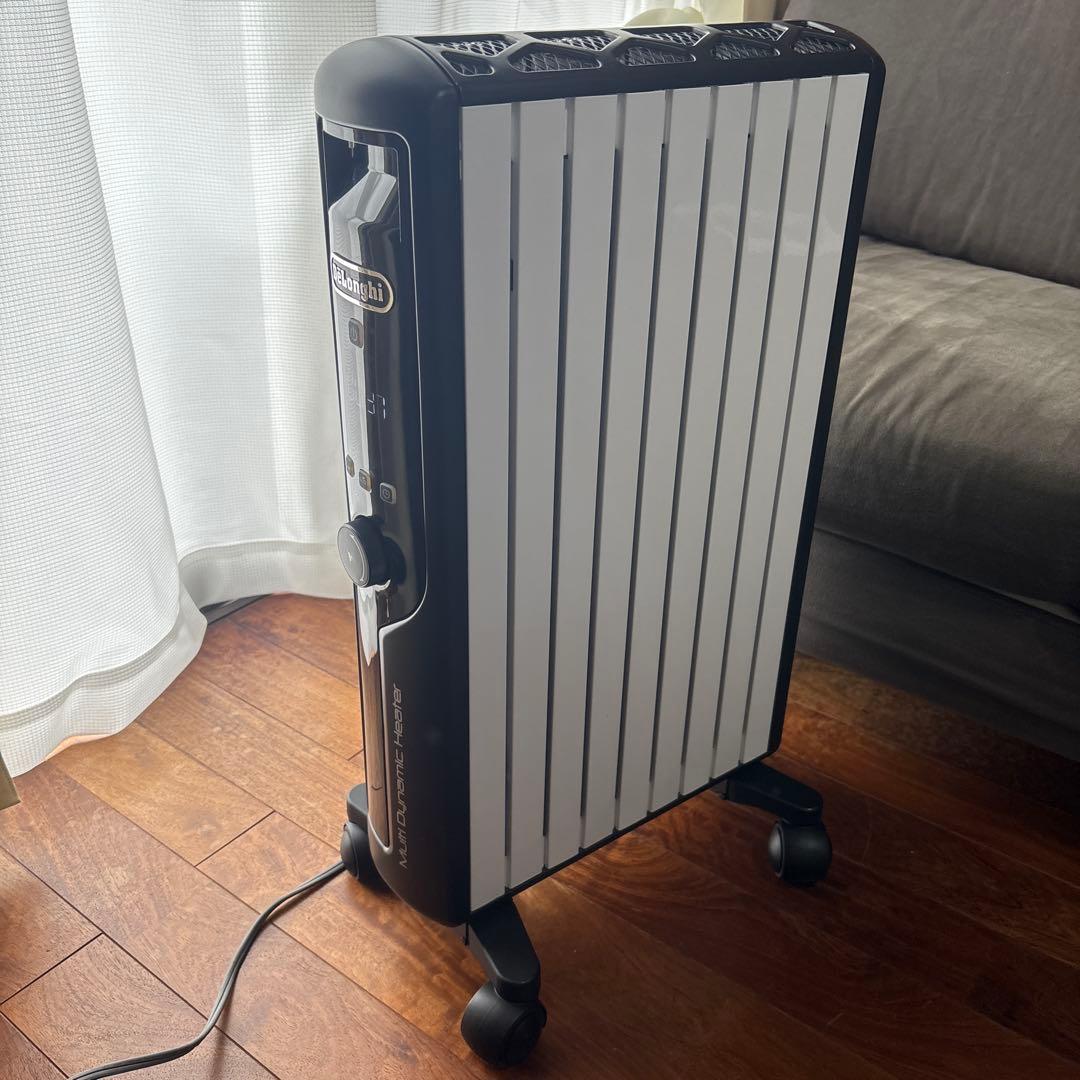 De'Longhi マルチダイナミックヒーター ブラック/ホワイト　説明書あり