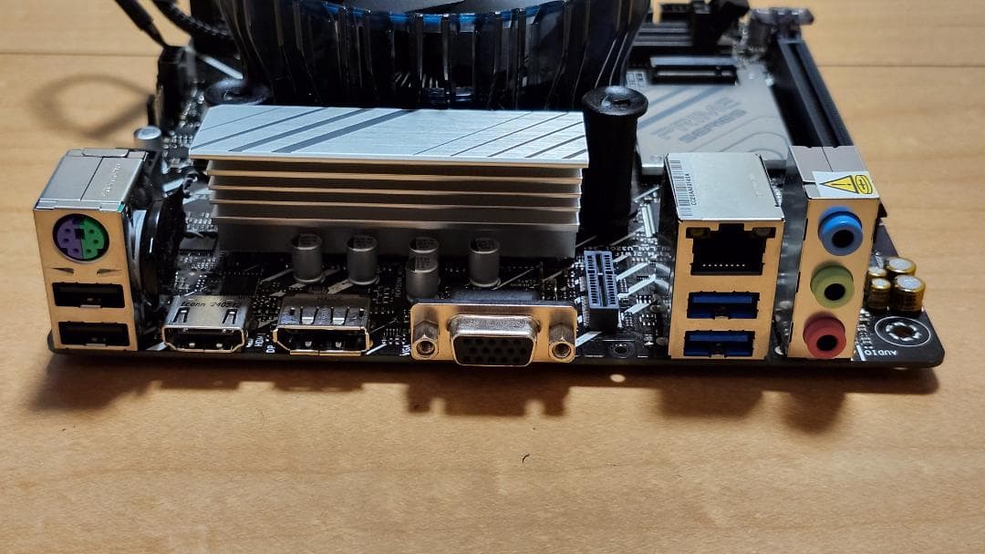 Intel Core i3-12100 + mini ITXマザーボード