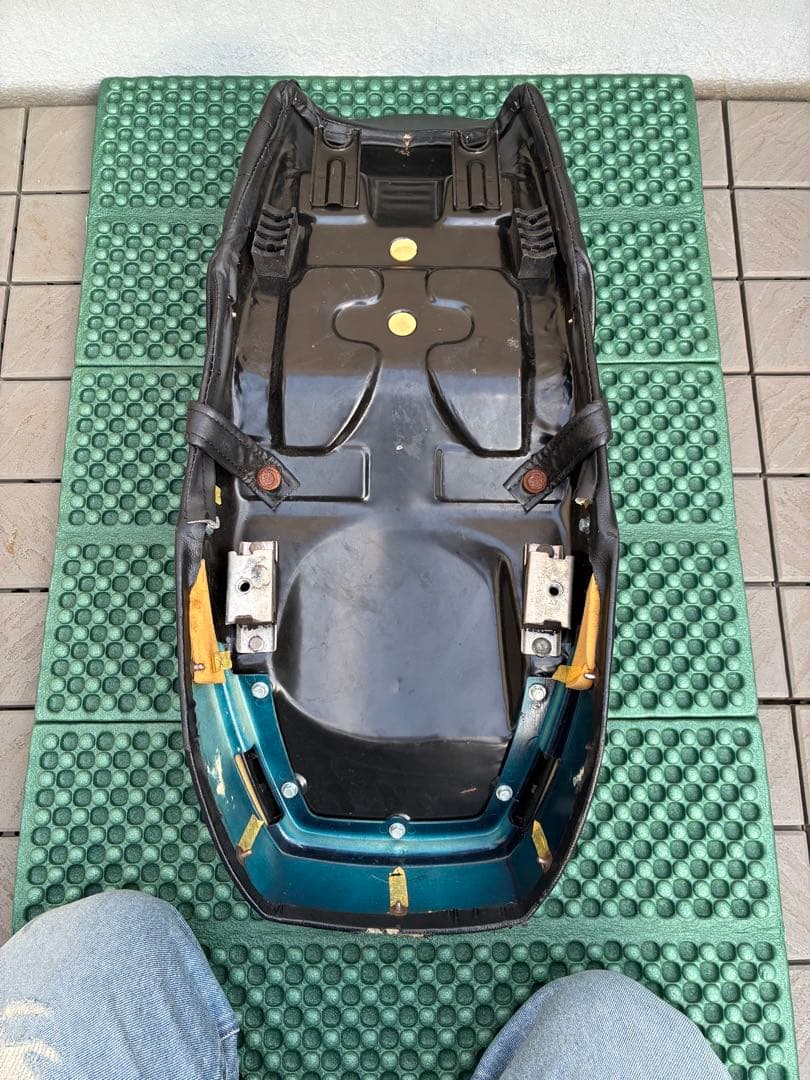 SR400 タックロール　シート　純正ベース