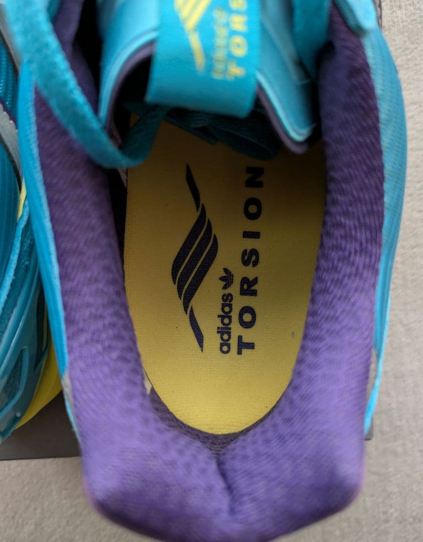 アディダス オリジナルス ZX8000 JC & MT コンソーシアム