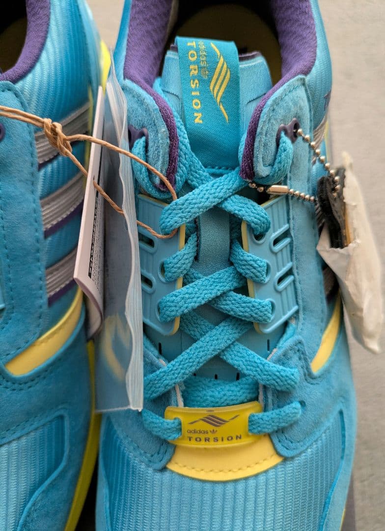 アディダス オリジナルス ZX8000 JC & MT コンソーシアム