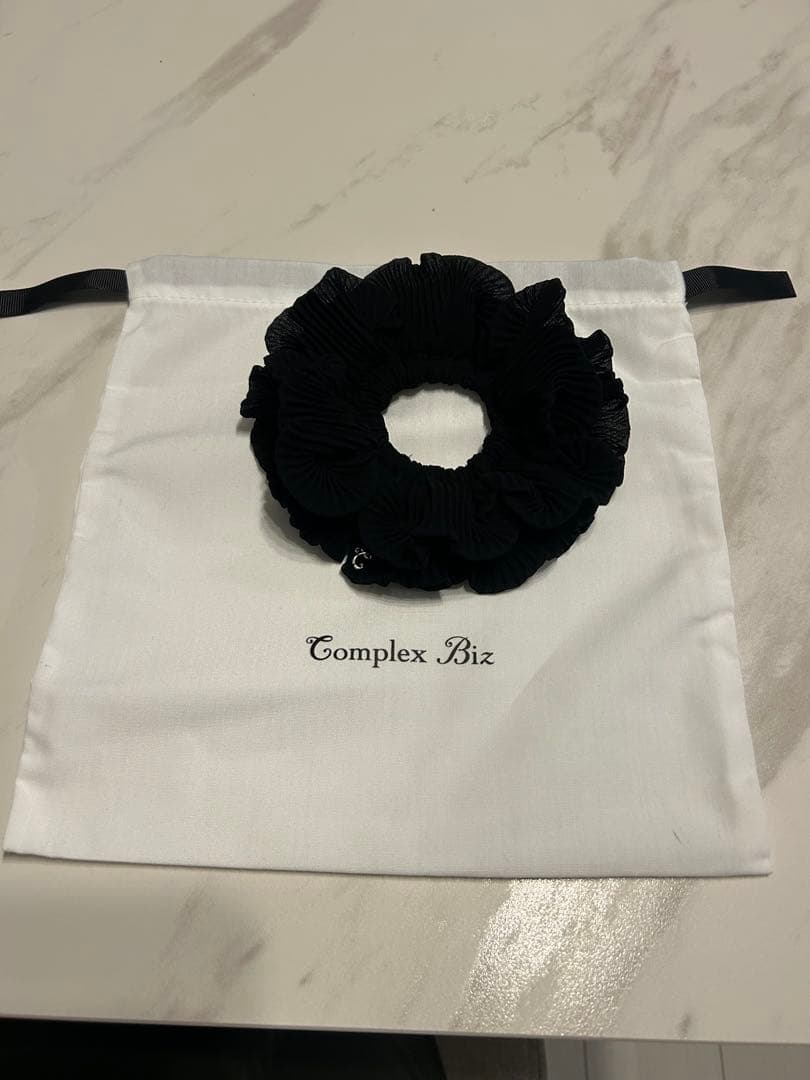 コンプレックスビズ　シュシュ