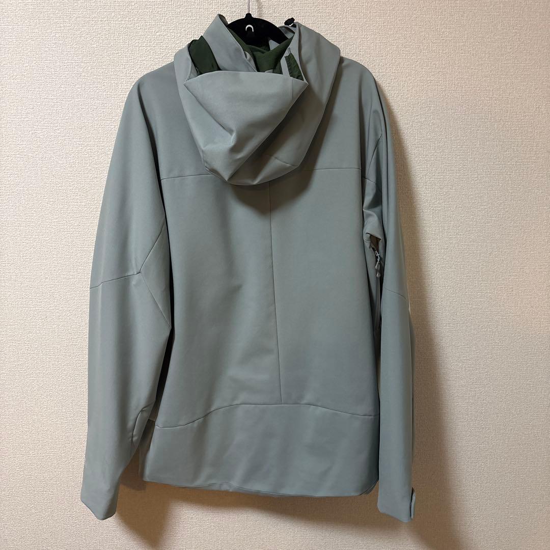Patagonia ソフトシェルジャケット （L／グレー×ホワイト）