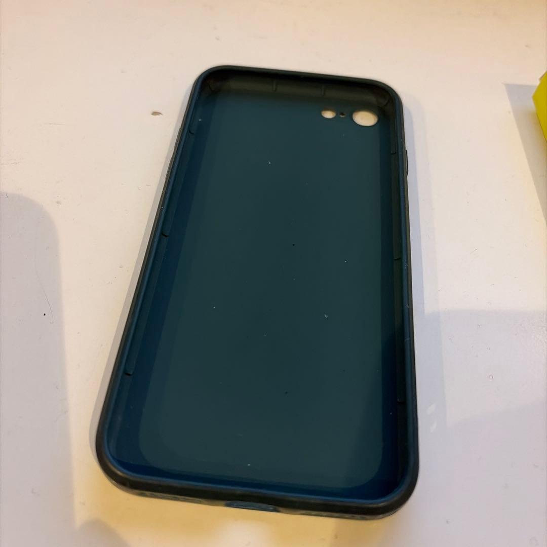 美品 iPhone SE 第二世代 ブラック SIMフリー 128GB SE2