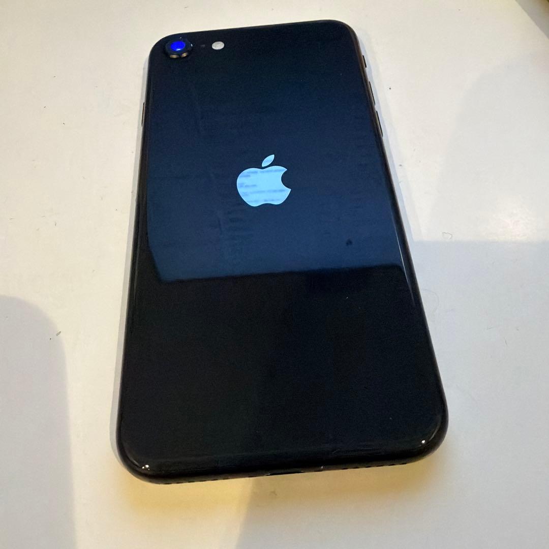 美品 iPhone SE 第二世代 ブラック SIMフリー 128GB SE2