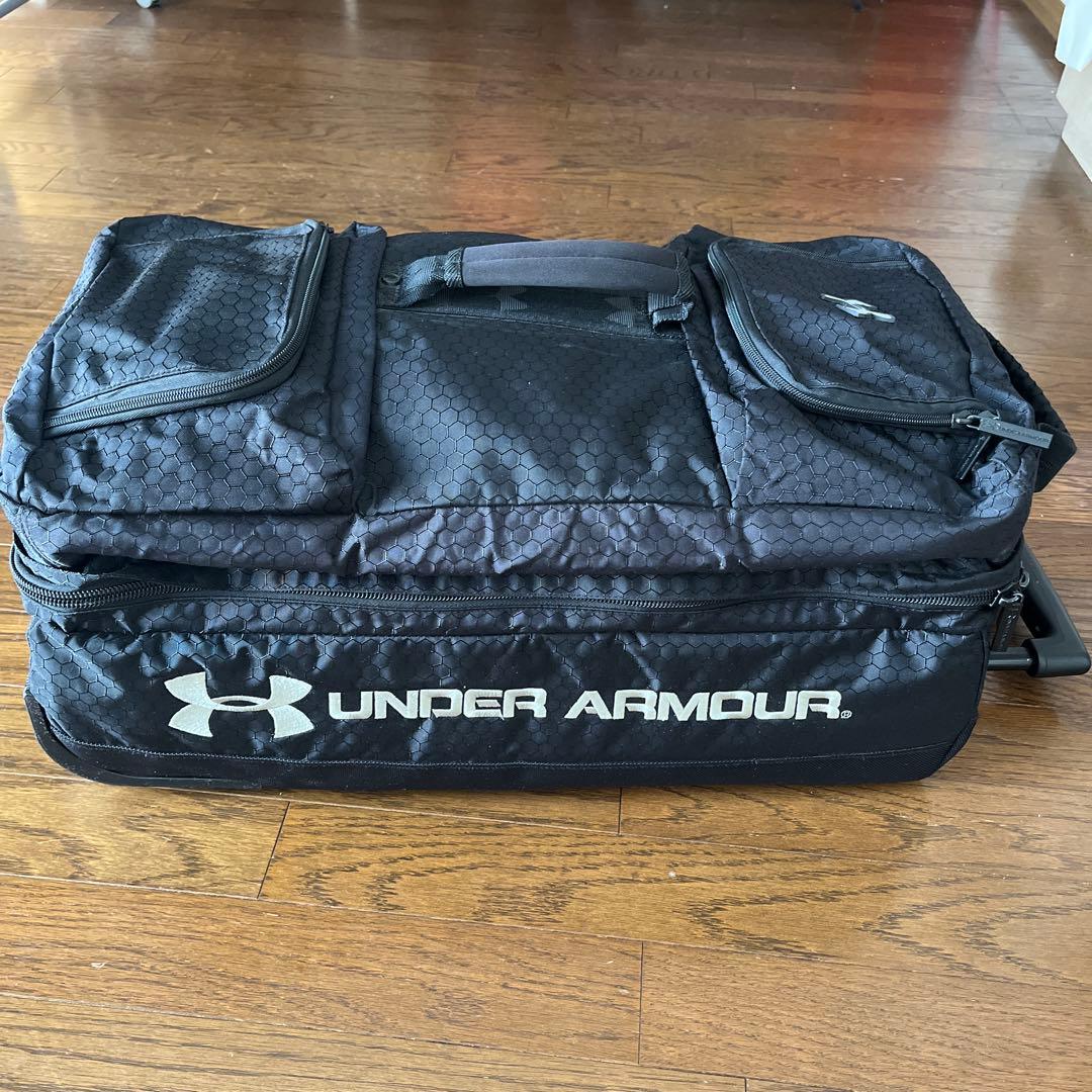 アンダーアーマーのキャリーカート