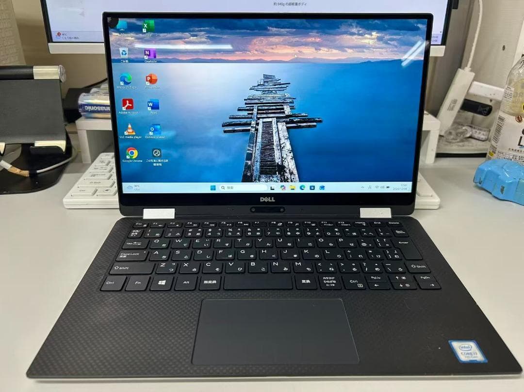 DELL XPS 13 9365 / i5-7Y75 / タッチパネル機能搭載