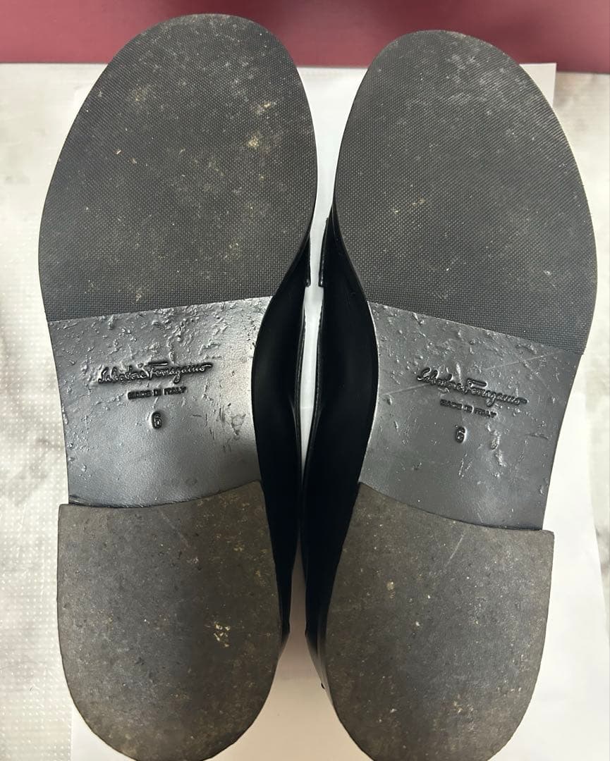 【超美品】フェラガモ VIVALDO ヴァラ　ローファー