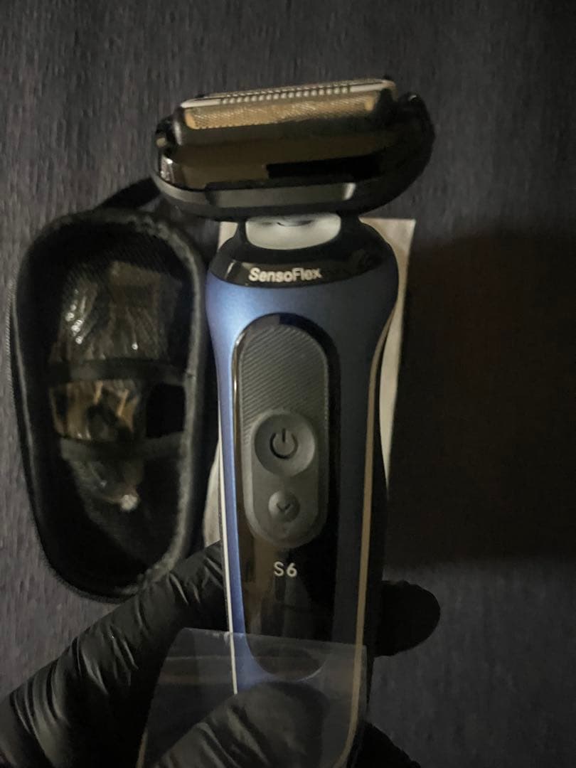 BRAUN人気機種現行型Series6 Solo/新品未使用替刃付き