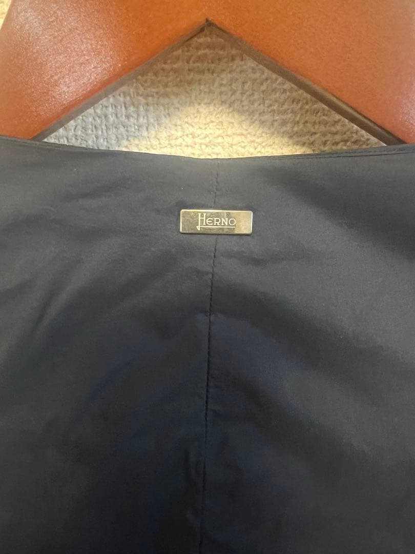 美品　国内正規品　ヘルノ / HERNO / ダウン ジレ　ネイビー　44