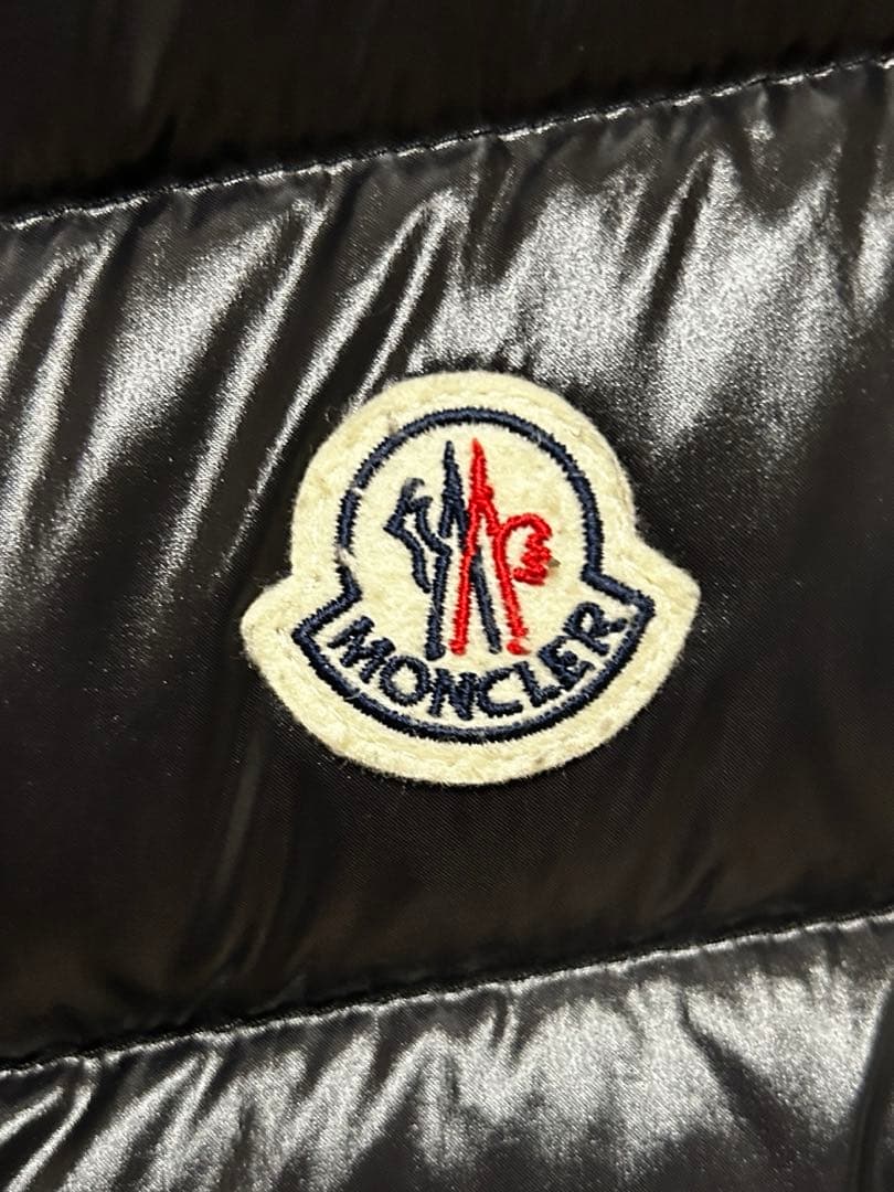 MONCLER モンクレール　キッズ　14A レディース着用可能　ダウンベスト