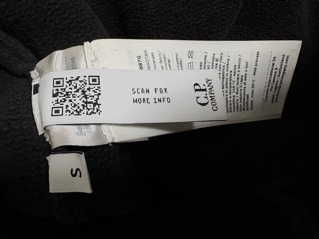 C.P. COMPANY レンズ ニット シーピーカンパニー