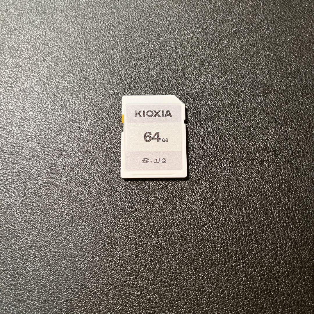 Canon/EOS Kiss M2 ミラーレス一眼カメラ　レンズ2種