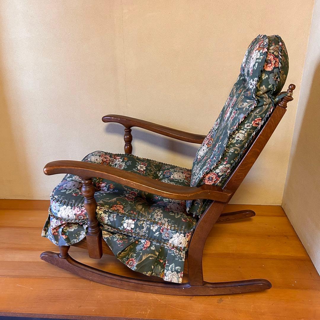 冬におすすめソファ 美品　人気　飛騨産業　キツツキ　ロッキングチェア
