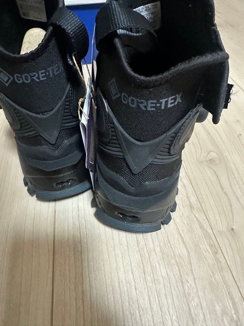 Reebok Pump ブラック スニーカー