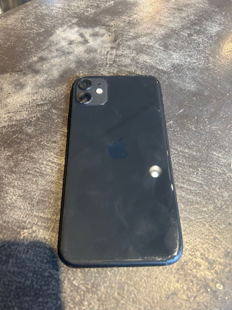 Apple iPhone 11 ブラック SIMフリー64GB