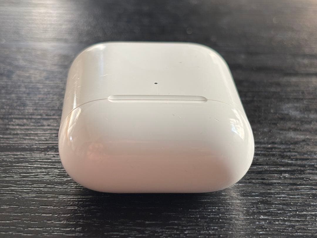 【動作品】AirPods 第2世代 本体＋充電ケース