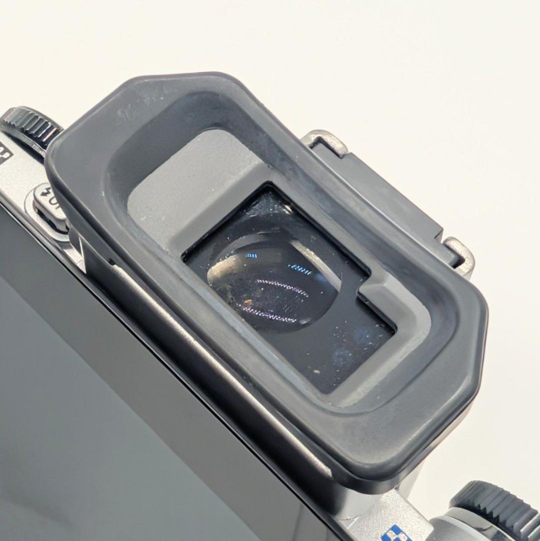 【美品】OLYMPUS OM-D E-M10 レンズキット Wi-Fi搭載