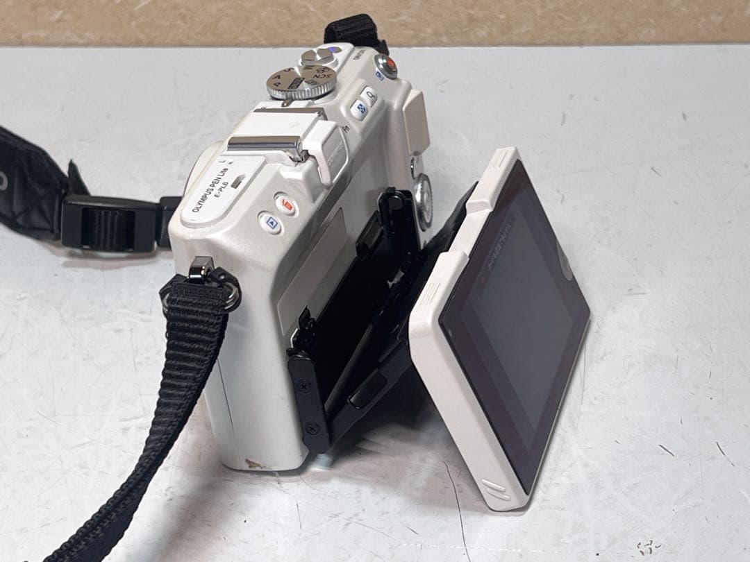OLYMPUS PEN Lite E-PL6 ホワイト