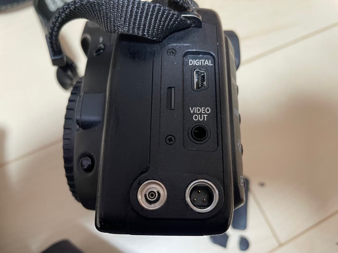 【ジャンク】canon EOS 10D レンズ付き