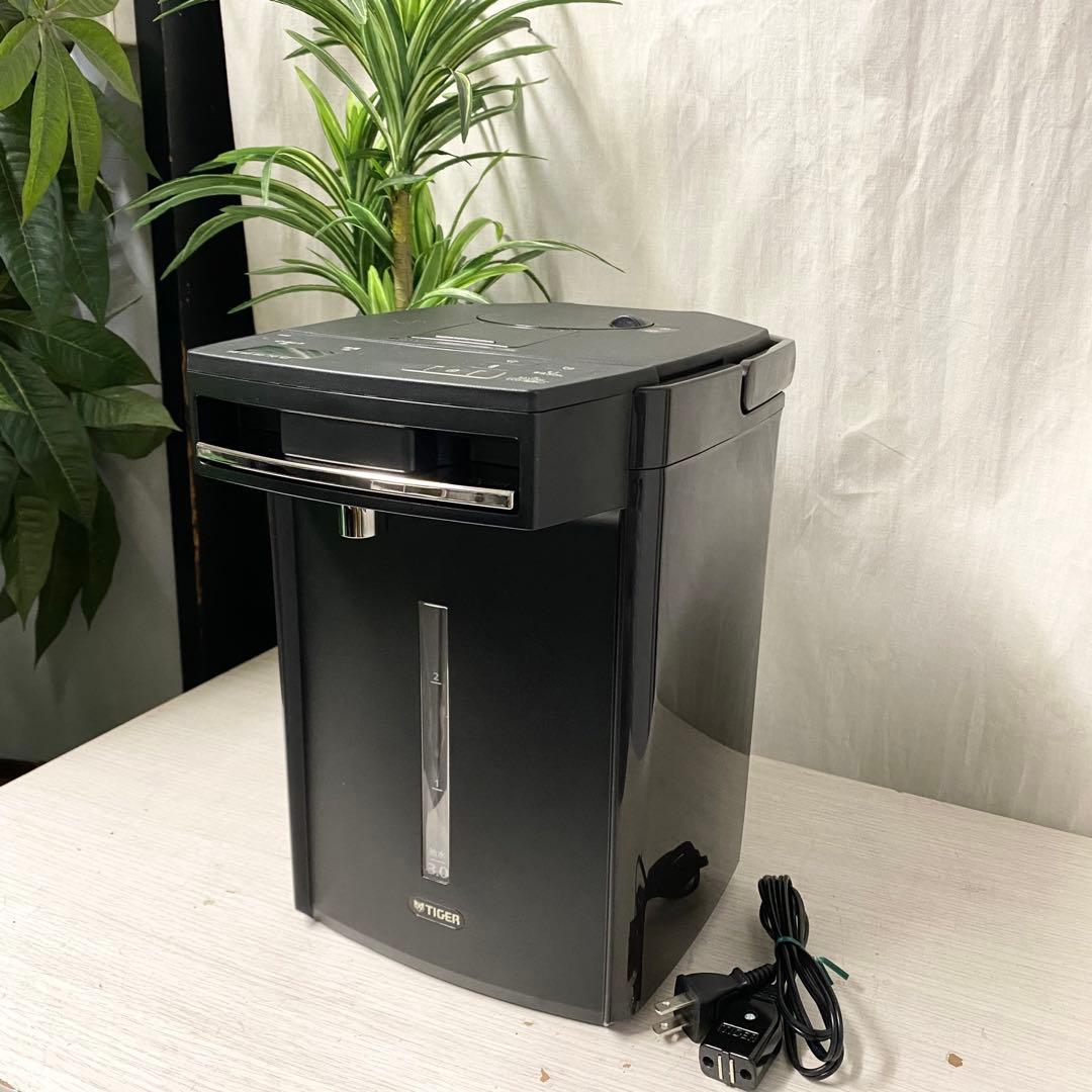 ブラウンカラーのオシャレさん♪ 保温もできで経済的♪蒸気レスVE電気まほうびん