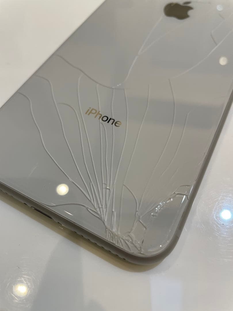 Apple iPhone 8 Plus シルバー MQ9L2J/A 64GB