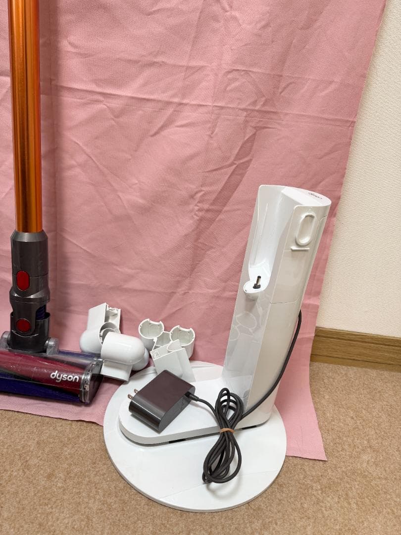 ダイソン SV12 コードレスクリーナー パーツ台付き