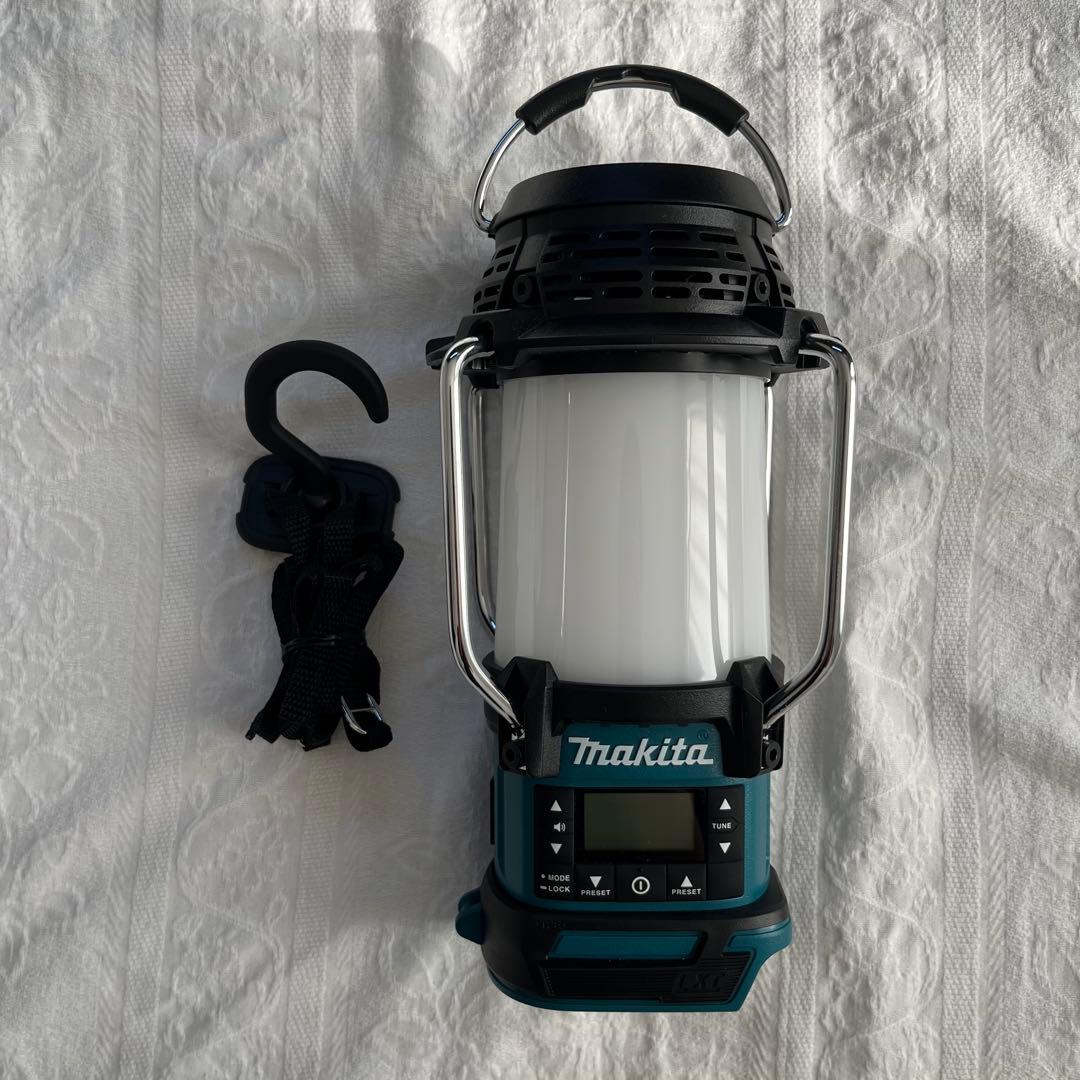 【極美品/使用回数3回】【定価18810】マキタ充電式ランタンラジオ MR054