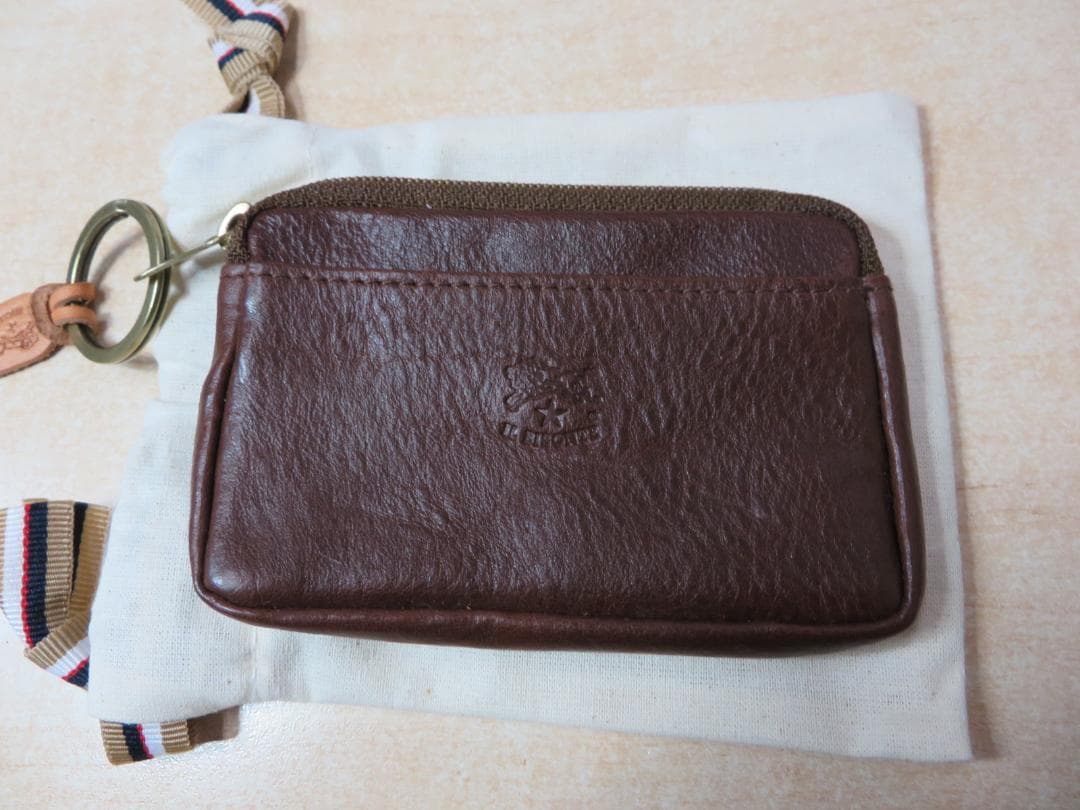 IL BISONTEイルビゾンテ　ケース　メンズレディース未使用