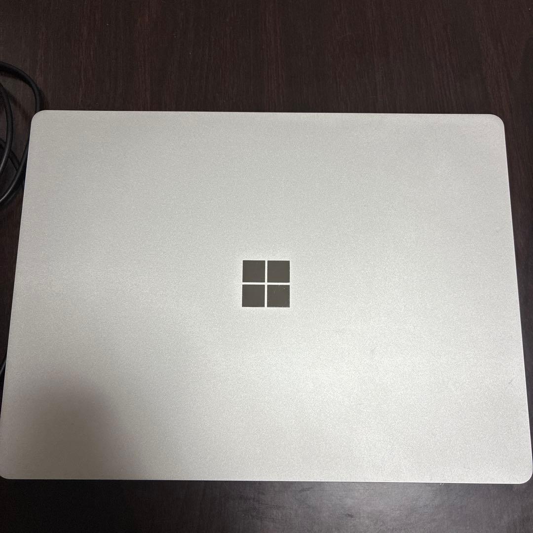 【美品】Surface Laptop Go 12.4インチ i5-1035G1