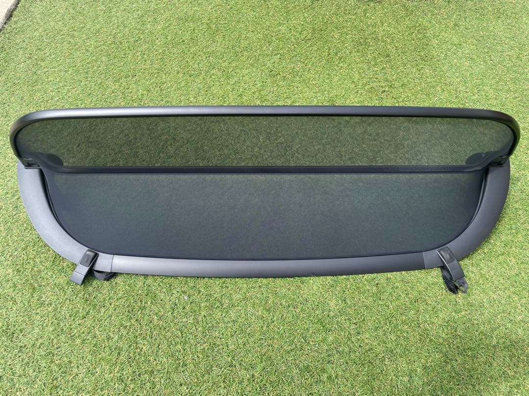 Mercedes-Benz R230 SL用 純正ウィンドディフレクター