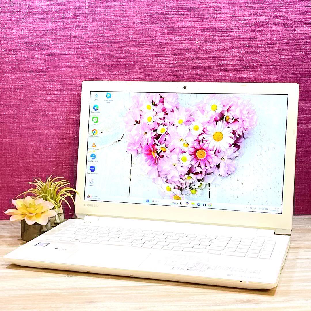 薄型ノートパソコン✨7世代Corei3✨Win11✨ブルーレイ✨カメラ付✨大容量