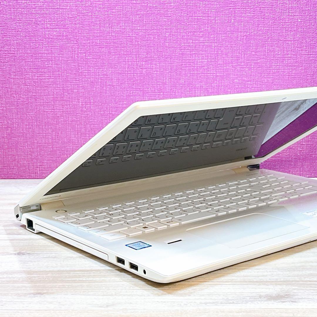 薄型ノートパソコン✨7世代Corei3✨Win11✨ブルーレイ✨カメラ付✨大容量