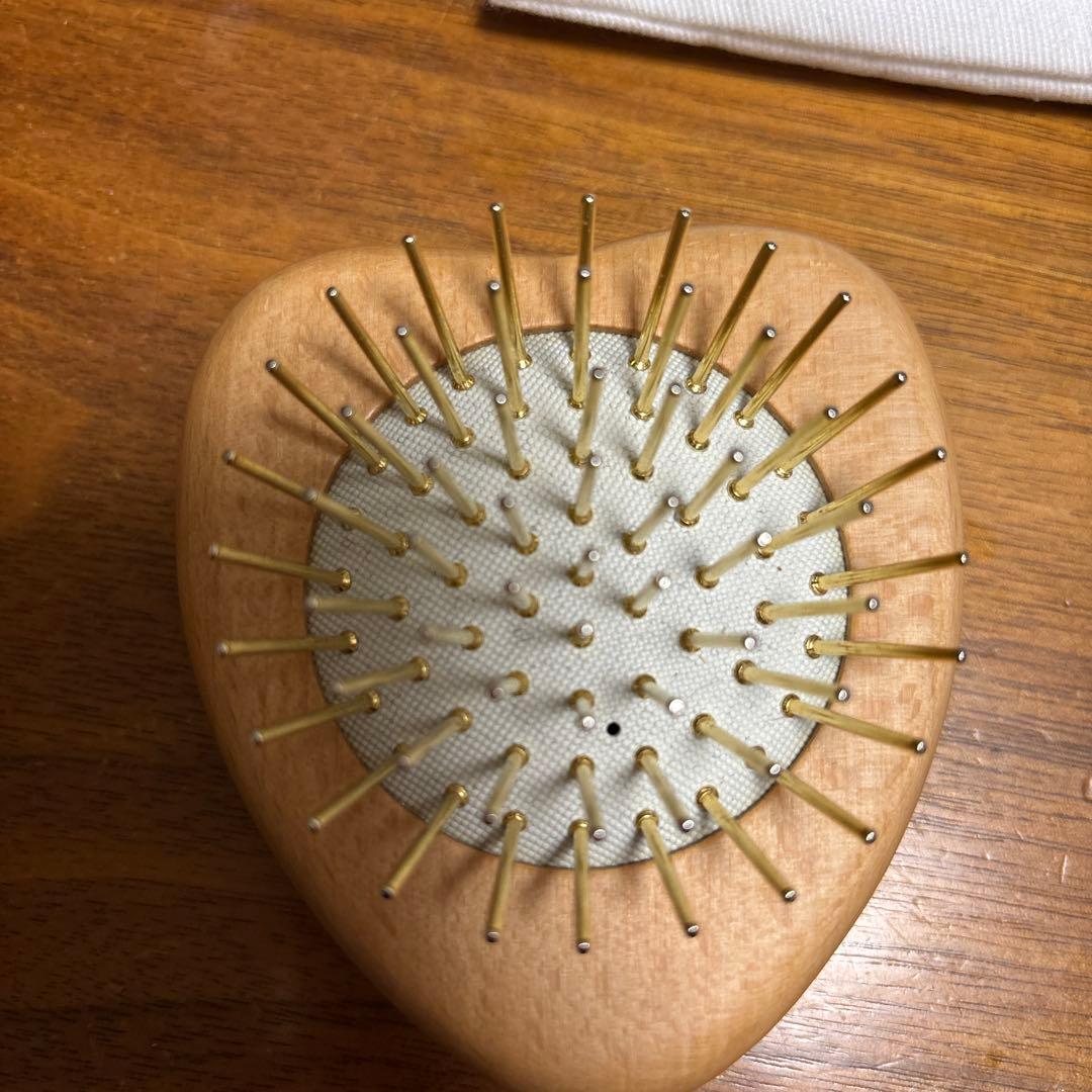 スノーフォックス　ハートブラシ　 FOX