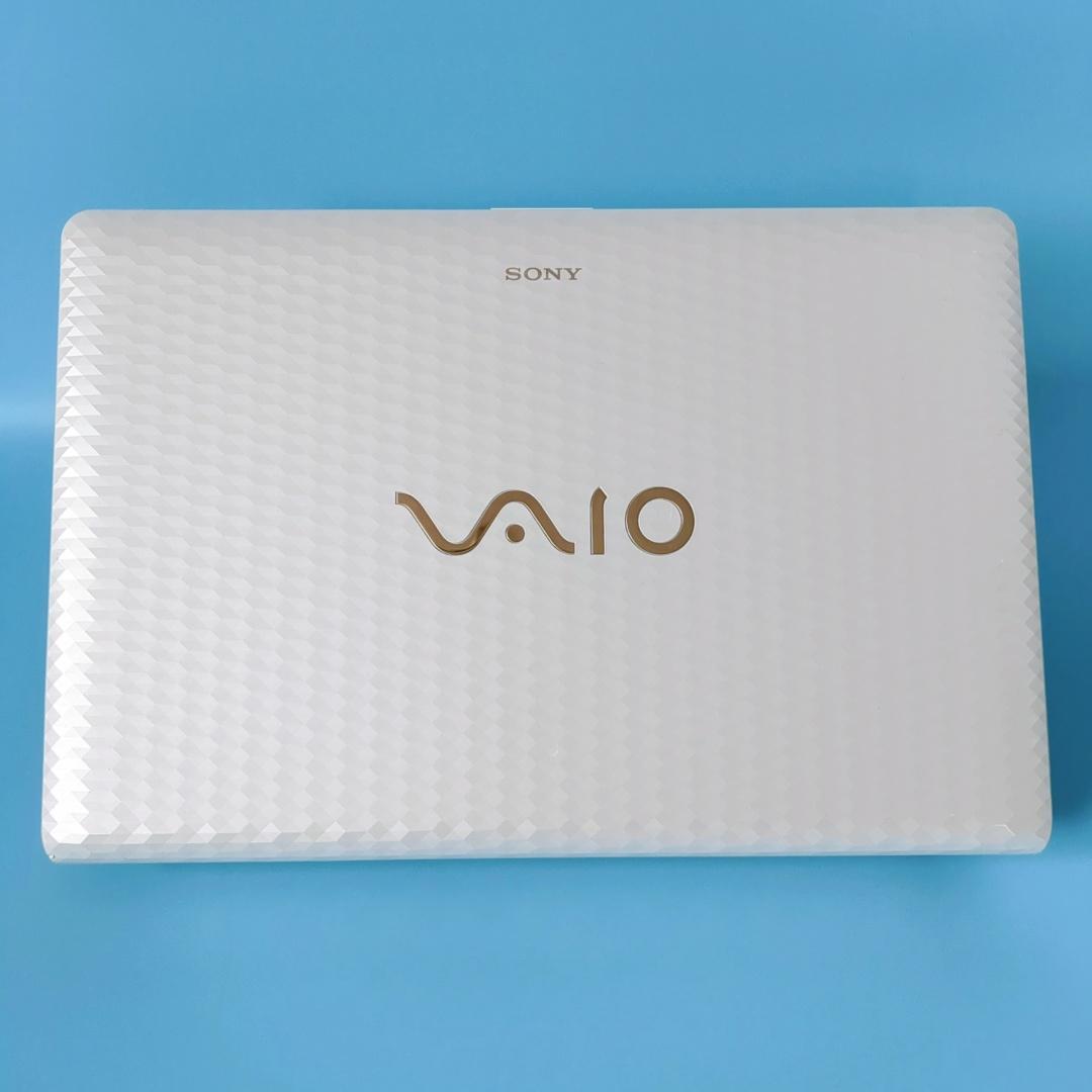 【美品】新品SSD爆速✨カメラ付✨テンキー付き✨設定済ですぐ使えるノートパソコン