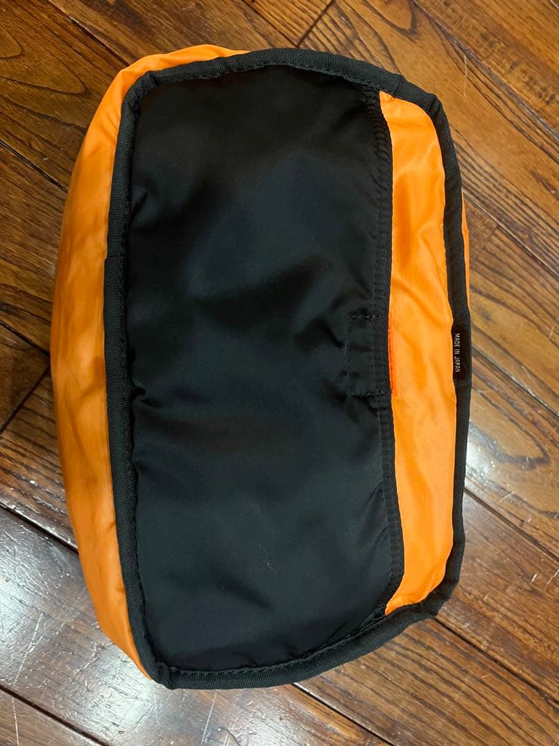 ブ*ー様 ポーター　タンカー　ボディバック