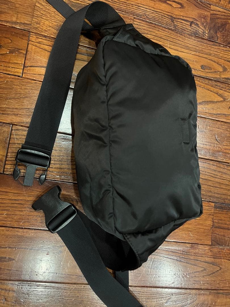 ブ*ー様 ポーター　タンカー　ボディバック